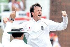 England off-spinner Graeme Swann celebrates after getting rid of Dale Steyn at Kingsmead in Durban on Wednesday. AP