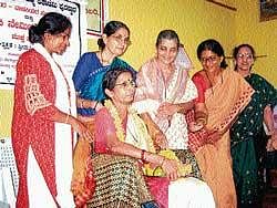 Kendra Sahitya Akademi awardee Vaidehi being felicitated at Sahitya Sadana, Urwa in Mangalore on Saturday. DH photo