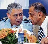 Air Chief Marshal PV Naik and IAF Chief of Air Staff B U Chengappa during the Air Chief Marshal L M Katre memorial lecture in Bangalore on Friday. dh photo