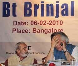 Union Environment Minister Jairam Ramesh under fire at teh Bt Brinjal general hearing in Bangalore on Saturday. DH Photo