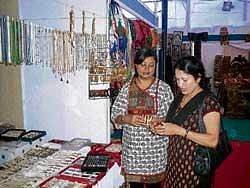Customers at the exhibition.