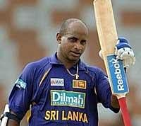 Jayasuriya to debut on political pitch, face-off against Ranatunga;