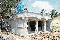 The renovation of Birur Sri Veeranjaneya Swamy Temple in progress.  DH photo