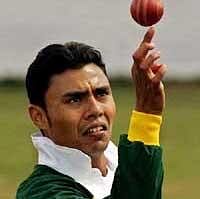 Kaneria in match-fixing scandal, Essex police to question leggie