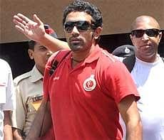 Royal Challengers Bangalore's Robin Uthappa arrives for IPL T20 match against Deccan Chargers in Nagpur on Sunday. PTI