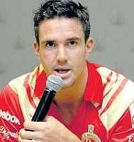 On the ball: Kevin Pietersen addresses the media in Bangalore on Saturday. DH photo