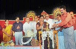 Mayor Rajani Dugganna inaugurating Bisu Minadana organised by the Karnataka Tulu Sahitya Academy in Mangalore on Monday.  dh photo