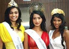 Manassvi Mamgai, Miss India World 2010, with Neha Hinge, Miss India International 2010, and Nicole Faria Miss India Earth 2010 at the Grand Finale in Mumbai on Monday. PTI