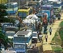 Traffic congestion, a regular menace on Mysore Road. DH Photo