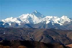 Everest climbers to get free Nepal visas