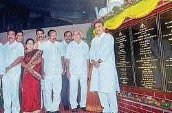 Union Minister for Civil Aviation Praful Patel unveils the plaque to mark the inauguration of New Integrated Terminal Building at Mangalore Airport on Saturday. Chief Minister B S Yeddyurappa, Union Minister M Veerappa Moily, Ministers Janardhan Reddy, Krishna          J Palemar, MPs Nalin Kumar Kateel, Oscar Fernandes and MLA Abhayachandra Jain look on. dh photo