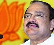 Guv should not get involved in political controversies: Naidu