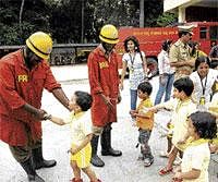 Innovative: Kids thanking the firemen.