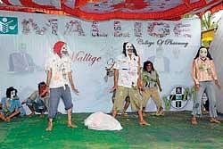 Festive: A cultural performance by students.