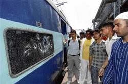 Top officials of the Maharashtra police and South Central Railway, Railway Protection Force and Railway Police have rushed to the spot