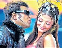 Hot: Rajnikant and Aishwarya Rai Bachchan in Endhiran.