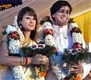 Tharoor's honeymoon trip starts with technical snag