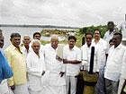 Water expert Dr Narasimhaiah inspecting Markandeya reservoir at Budikote, Bangarpet taluk on Wednesday. DH PHOTO