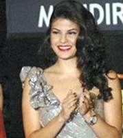 Jacqueline Fernandez'd love to work with Abhay Deol