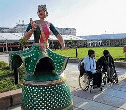 Colours of india: Two para athletes at the Commonwealth Games village in New Delhi on Wednesday. DH photo/Kishor Kumar Bolar