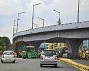 rules menace: Motorists have a tough time as they cannot take a right turn  on the Sarjapur/Outer Ring Road. DH Photo