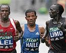 The emperor : Racing in the New York marathon for the first time, Ethiopias Haile Gebreselassie (centre) will be up against some of the leading long-distance runners in the world.