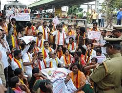 A  protest by Karnataka Rakshna Vedike activists. File Photo