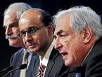 IMF Managing Director Dominique Strauss-Kahn (right) International Monetary and Financial Committee (IMFC) Chairman Tharman Shanmugaratnam (centre) and IMF First Deputy Managing Director John Lipsky (left) hold a press briefing after the IMFC meet in Washington on Saturday. AP