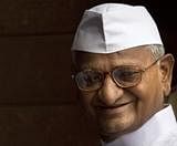 Anna Hazare writes to Sonia on 'smear' campaign