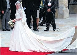 Kate Middleton arrives at Westminster Abbey ahead of her marriage to Britains Prince William in London on Friday. AP