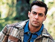 Salman hints at Aamir collaboration on 'Andaz Apna Apna 2'