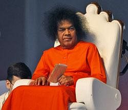 Sathya Sai Baba - AP photo