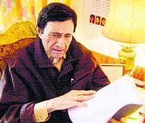 Dev Anand turns 88, going strong with new projects