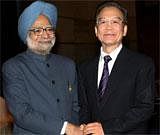 Prime Minister Manmohan Singh shakes hands with Chinese Premier Wen Jiabao during the bilateral meeting in Bali, Indonesia on Friday.PTI Photo