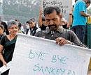 unsuccessful protest Activists held protests in vain to protect trees from being axed. DH file photo