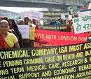 In this photograph taken on December 2, 2011, activists and survivors of the 1984 Bhopal gas disaster demonstrate during the 27th anniversary of the tragedy in Bhopal. India's Olympic chief has asked the London Games organisers to drop Dow Chemicals as one of the sponsors of the mega event over the firm's links to the Bhopal gas disaster, a report said December 14, 2011. Indian Olympic Association acting chief Vijay Kumar Malhotra said he had shot off letters to the sports minister and the prime minister asking them to work out a way to let London chiefs know of India's displeasure. AFP