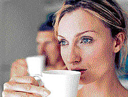 Four cups of tea a day can keep diabetes at bay