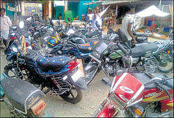 The bikes parked in front of a tea stall at Kudatini village in Bellary taluk. dh photo