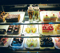 melange Varieties of desserts.