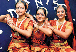 elegant (From left) Kruthika, Sanjana and Priyanka.