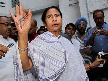 Mamata indicates end of alliance with Congress in Bengal