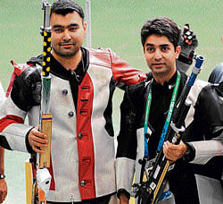 shooting stars: Clockwise: Shooters Gagan Narang, Abhinav Bindra, Manavjit Singh Sandhu and Ronjan Sodhi  are strong medal hopes for India in the London Olympics. dh file photos