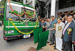National Legal Services Authority Executive Chairperson Justice Altamas Kabir, High Court Chief Justice Vikramajit Sen and Chief Minister Jagadish Shettar flag off the legal awareness and labour registration van on Sunday. DH photo