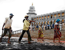 Suvarna Soudha to be opened in Sept