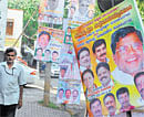 Unwanted: Banners in Kumara Park West. DH photo by Janardhan B K and Manjunath M S