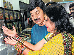 happy Actor Srinath and wife Geetha.