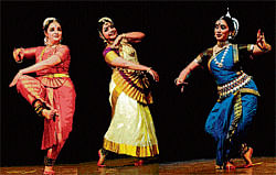 in harmony Prakruthi L S, Rekha Raju and Vandana Supriya.