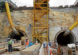 Work is in progress on the Namma Metro tunnels on the Vidhana Soudha-Central College stretch.    DH Photo