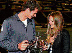 night to remember Andy Murray shows off his US Open Trophy to girlfriend Kim Sears. RIGHT: Manchester United manager Sir Alex Ferguson makes his presence felt in the final. afp
