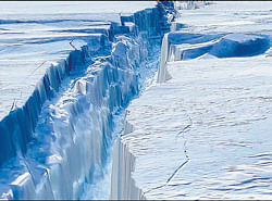Glaciers cracking due to presence of excessive CO2